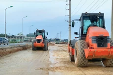 Bên mời thầu đã điều chỉnh các nội dung nhà thầu phản ánh về nhân sự chủ chốt và thiết bị thi công. Ảnh minh họa: Nhã Chi