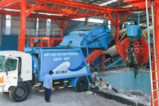 Đầu năm 2024, Biwase trúng 18 gói thầu trong lĩnh vực thu gom, vận chuyển và xử lý rác, nước thải với tổng giá trúng thầu gần 649 tỷ đồng. Ảnh: Duy Cường