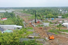 Dự án thành phần 4 cao tốc Châu Đốc - Cần Thơ - Sóc Trăng có tổng mức đầu tư 11.961 tỷ đồng. Ảnh: Lê Tiên