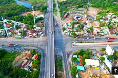 Tiến độ của các hạng mục thuộc Dự án thành phần 1 Xây dựng nút giao thông Mỹ Thủy (TP.HCM) mới đạt khoảng 50%. Ảnh: Mỹ Quỳnh