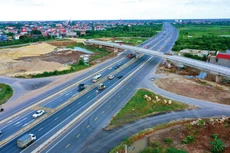 Đến nay, dự án PPP chủ yếu tập trung vào 3 lĩnh vực, gồm: giao thông vận tải, xử lý rác thải và cung cấp nước sạch. Ảnh: Lê Tiên
