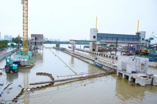 Dự án Giải quyết ngập do triều khu vực TP.HCM có xét đến yếu tố biến đổi khí hậu giai đoạn 1 có tổng mức đầu tư gần 10.000 tỷ đồng, đã hoàn tất thi công trên 90% khối lượng. Ảnh: Nhã Chi