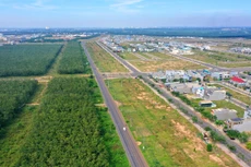 Dự án thành phần 5 Tái lập hạ tầng ngoài ranh giới cảng hàng không có 4 gói thầu chậm tiến độ. Ảnh: Tiên Giang