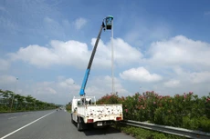 Gói thầu số 25 Thi công hệ thống điện chiếu sáng thuộc Dự án Cao tốc Tuyên Quang - Hà Giang (giai đoạn 1) - đoạn qua tỉnh Tuyên Quang có giá gần 70 tỷ đồng. Ảnh minh họa: Nhã Chi