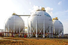 Đến năm 2030, Việt Nam sẽ xây mới 13 nhà máy điện khí LNG. Ảnh minh họa: An Hạ