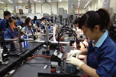 Để giảm bớt gánh nặng và vượt qua khó khăn, Chính phủ đã cho các doanh nghiệp được hưởng nhiều chính sách ưu đãi 