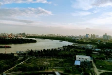 Cần ngăn ngừa việc lợi dụng đấu giá để thổi giá đất, tạo mặt bằng giá đất “ảo” để đầu cơ đất đai làm nhiễu loạn thị trường, trục lợi bất chính. Ảnh: Ngô Bảo Tín