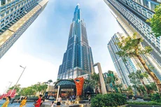 Khi nguồn cung mới dồi dào lại đối diện với lúc thắt chặt ngân sách của các công ty trong giai đoạn khủng hoảng kinh tế, tất nhiên sẽ đặt ra nhiều áp lực lên tình hình hoạt động của thị trường văn phòng TP.HCM