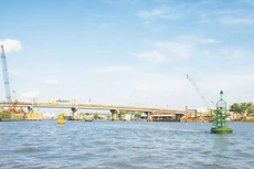 Các tỉnh vùng Đồng bằng sông Cửu Long cần liên kết với nhau thông qua một loạt chính sách phát triển hạ tầng vệ tinh, đồng bộ, mang tính kết nối. Ảnh: Tất Tiên