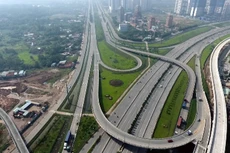 HoREA kiến nghị thành phố áp dụng sắc thuế đối với việc thu tiền sử dụng đất với thuế suất 10-15% bảng giá đất. Ảnh:Vũ Lê