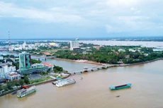 Nghị quyết số 45/2022/QH15 cho phép áp dụng chính sách ưu đãi, hỗ trợ đầu tư đối với Trung tâm liên kết, sản xuất, chế biến và tiêu thụ sản phẩm nông nghiệp vùng Đồng bằng sông Cửu Long. Ảnh: Lê Tiên