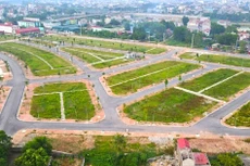 Công ty Đấu giá hợp danh DHL trúng Gói thầu Tổ chức đấu giá quyền sử dụng đất ở (355 lô) thuộc các xã Đồng Sơn, Song Mai, Song Khê, TP. Bắc Giang với giá 30,149 triệu đồng. Ảnh minh họa: Thùy Linh