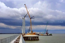 Quy hoạch điện VIII đặt mục tiêu đến năm 2030, công suất điện gió ngoài khơi phục vụ nhu cầu điện trong nước đạt khoảng 6.000 MW. Ảnh: Nguyễn Cường