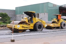 Gói thầu XL01 Thi công đoạn Quốc lộ 19 từ Km50 đến Km67 thuộc Dự án Tăng cường kết nối giao thông khu vực Tây Nguyên trị giá hơn 569 tỷ đồng. Ảnh: Song Lê
