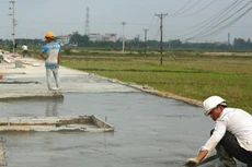 Gói thầu Xây lắp thuộc Dự án Đường nối từ thôn Đồng Văn, xã Đồng Giáp - thôn Cốc Ca, xã Khánh Khê, huyện Văn Quan, tỉnh Lạng Sơn đã chọn được nhà thầu. Ảnh minh họa: Nhã Chi