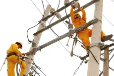 Gói thầu Xây lắp công trình đường dây 0,4 kV Cốc Khuyết, xã Đa Thông, huyện Thông Nông, tỉnh Cao Bằng có giá gói thầu là 3.847.914.000 đồng