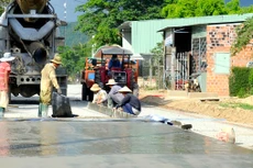 Nhà thầu tố cáo việc lựa chọn nhà thầu thực hiện Gói thầu Xây dựng công trình thuộc Dự án Đường nội thị huyện Ia Pa có dấu hiệu không công khai, minh bạch. Ảnh: Hồng Thi