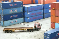 Phát triển các trung tâm logistics sẽ góp phần quan trọng giúp doanh nghiệp tăng sức cạnh tranh. Ảnh: Lê Tiên