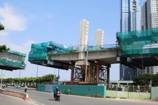 Dự kiến năm 2020 mới hoàn thành xây dựng và đưa vào vận hành tuyến đường sắt đô thị số 1 TP.HCM, tuyến Bến Thành - Suối Tiên. Ảnh: Hoài Tâm