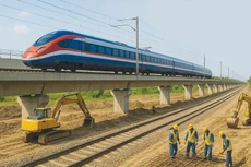 Nhiều dự án hạ tầng đường sắt nhằm tăng cường kết nối liên vùng đang được gấp rút chuẩn bị đầu tư. Ảnh: AI Nhã Chi