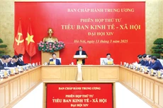 Thủ tướng Chính phủ Phạm Minh Chính chủ trì phiên họp thứ tư của Tiểu ban Kinh tế - xã hội Đại hội toàn quốc lần thứ XIV của Đảng. Ảnh: Quý Bắc