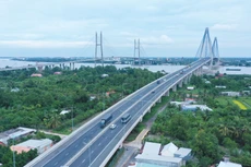 Báo chí cổ vũ, khích lệ doanh nghiệp tham gia xây dựng các công trình, dự án. Ảnh: Lê Tiên