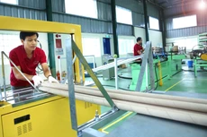 Trong 11 tháng năm, có 147.244 doanh nghiệp mới được thành lập với tổng số vốn đăng ký là 1,45 triệu tỷ đồng. Ảnh: Tiên Giang