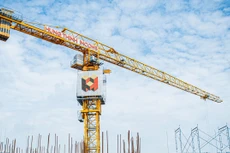 Nửa đầu năm 2024, Hưng Thịnh Incons ghi nhận 900,5 tỷ đồng doanh thu và 13,2 tỷ đồng lợi nhuận sau thuế, giảm một nửa so với cùng kỳ năm ngoái. Ảnh: Trung Anh