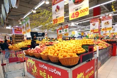 Bộ Tài chính đề nghị các cơ quan liên quan kịp thời thực hiện giải pháp bảo đảm cân đối cung cầu trong nước, ổn định giá cả. Ảnh: Nhã Chi