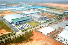 Luật Đất đai năm 2024 sửa quy định về thu hồi đất với trường hợp thực hiện dự án khu công nghiệp theo hướng không yêu cầu dự án phải được Thủ tướng chấp thuận chủ trương đầu tư. Ảnh: Lê Tiên