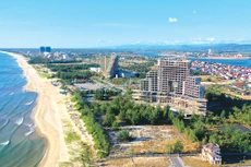 Khách sạn 5 sao Pullman Quảng Bình của Công ty CP Du lịch Hà Nội - Quảng Bình đang trong giai đoạn đầu tư xây dựng. Ảnh: Nhã Chi