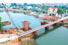 Ước đến hết tháng 12/2024, cả nước giải ngân được trên 529.632 tỷ đồng vốn đầu tư công. Ảnh: Tiên Giang