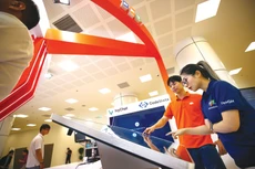 Để thích ứng với bối cảnh kinh doanh mới, 2 trong những việc doanh nghiệp cần cải thiện là quản trị minh bạch và chuyển hướng sang sản xuất xanh. Ảnh: Lê Tiên