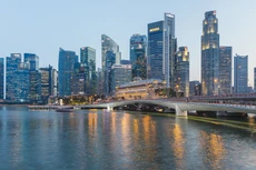 Chính phủ Singapore đã phân bổ 150 triệu SGD cho các chương trình tài trợ kỹ thuật số, tạo điều kiện cho doanh nghiệp đầu tư vào những giải pháp công nghệ tiên tiến