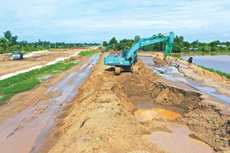 Dự toán chi ngân sách nhà nước cho đầu tư phát triển năm 2025 là 790,727 nghìn tỷ đồng. Ảnh: Lê Tiên