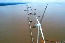 Việt Nam đang đối mặt với áp lực lớn trong việc đạt được mục tiêu 6.000 MW điện gió ngoài khơi vào năm 2030. Ảnh: Nguyễn Cường