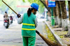 Gói thầu Chi phí chăm sóc cây xanh, thảm cỏ, vệ sinh các tuyến đường (chi phí dịch vụ công ích)