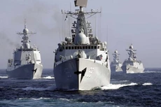 Hải quân Trung Quốc tập trận ở Biển Đông. Ảnh: Military.com