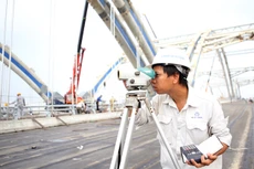 Một nguyên tắc cơ bản, chặt chẽ trong cam kết về mua sắm công của TPP là các quốc gia thành viên không được ưu đãi hàng hóa, dịch vụ hay nhà thầu nội. Ảnh: Đinh Tuấn
