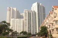 Giá căn hộ trung cấp TP HCM tăng 7%