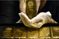 Giá vàng loay hoay tìm hướng đi