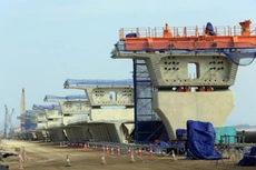 Đến thời điểm hiện nay Dự án đường Tân Vũ – Lạch Huyện đã nợ thanh toán vốn VAT, thuế nhập khẩu và VAT cho Nhập khẩu của Nhà thầu khoảng 189,292 tỷ đồng VAT và 17,592 tỷ tiền thuế NK và thuế VAT Nhập khẩu.