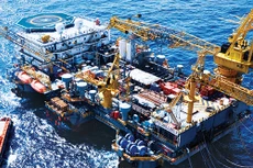 Giá dầu tăng, doanh nghiệp dầu khí vơi dần áp lực