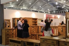 Những ngành xuất khẩu lớn như đồ gỗ đều đứng trước bài toán phải tái cấu trúc lại