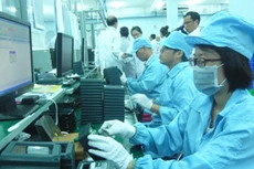 Tham gia Cộng đồng Kinh tế ASEAN, DN Việt Nam sẽ đối mặt với việc chảy máu nhân sự cấp trung.