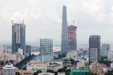 Bất động sản Việt Nam bị cho là có thứ hạng minh bạch thấp, gây khó khăn cho quá trình định giá cũng như truyền tải các xu hướng thị trường một cách chính xác và kịp thời. Ảnh: Vũ Lê