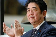 Tăng trưởng vượt kỳ vọng, kinh tế Nhật vẫn gây quan ngại