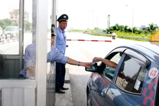 Đối với một số vị trí trạm thu phí chưa đảm bảo khoảng cách, Bộ GTVT sẽ tiếp tục rà soát sắp xếp cho phù hợp. Ảnh: Tất Tiên