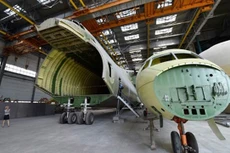 Một phần khung máy bay AN-225 Mriya tại nhà máy sản xuất phi cơ của công ty Antonov ở Ukraine. Ảnh: AFP