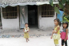 Thiết kế tối thiếu 3 mẫu nhà ở cho người nghèo lựa chọn